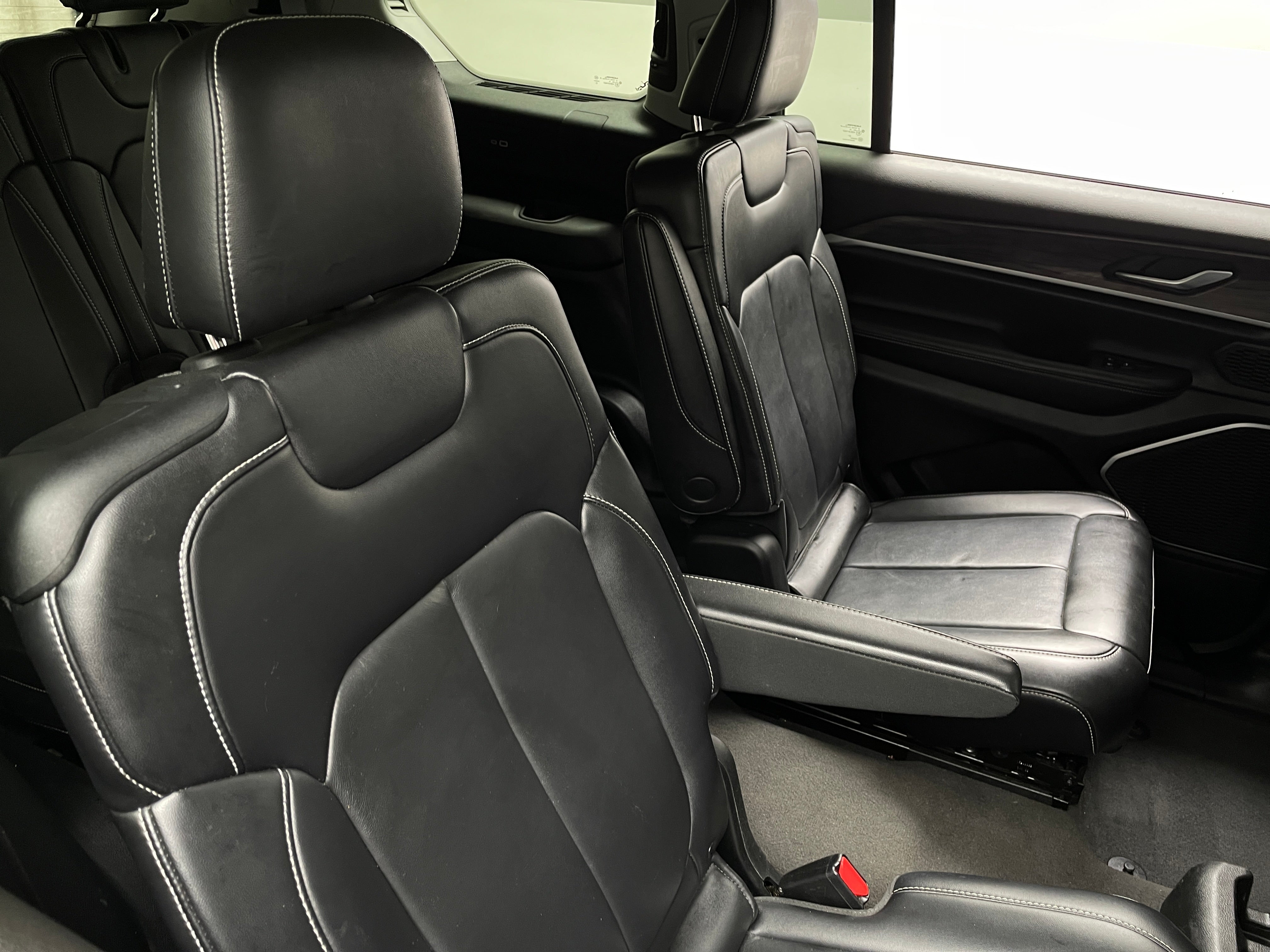 jeep grand cherokee l 2021 1C4RJKBG2M8100893 image jeep grand cherokee l 2021 1C4RJKBG2M8100893 image